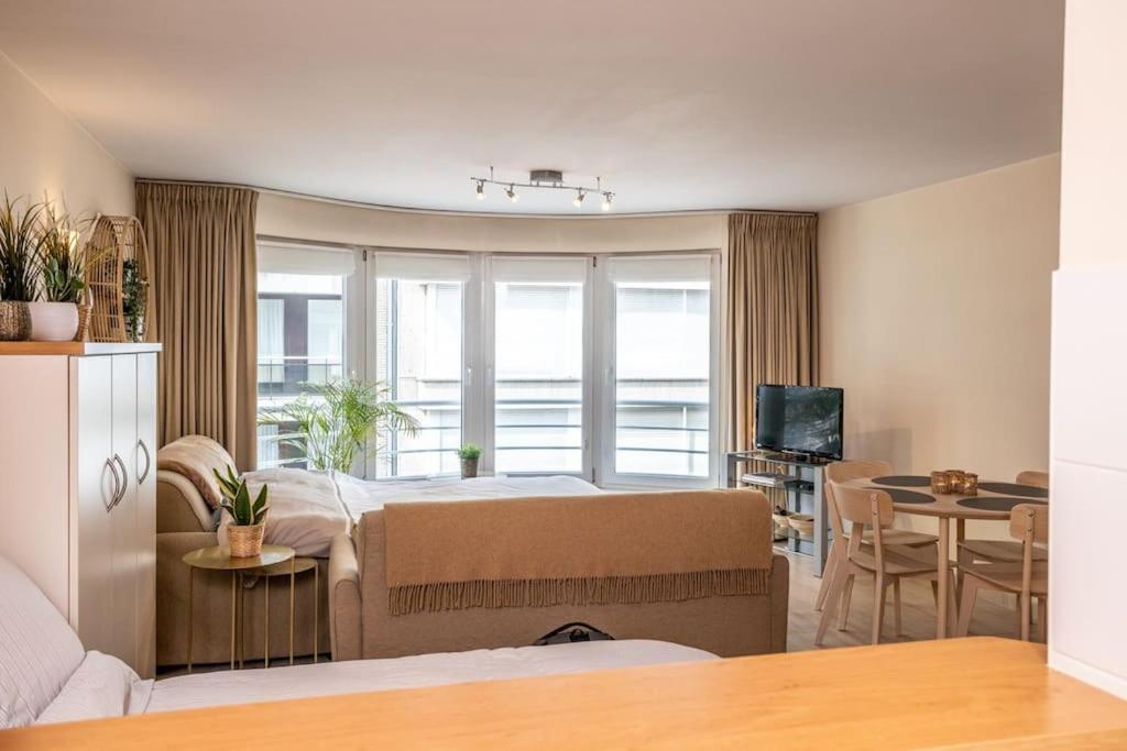 Top Studio Knokke Bij Zeedijk! Bagian luar foto